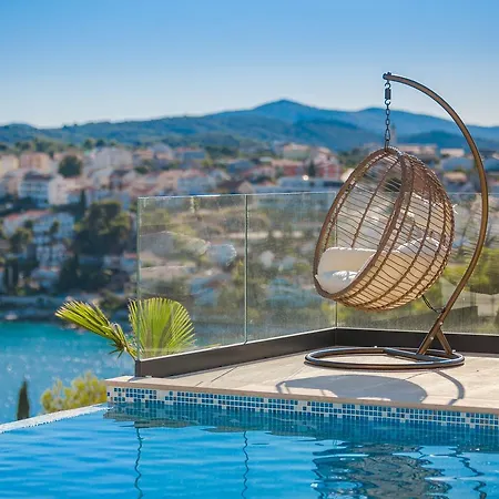 Вилла Luxury White Pearl With Pool