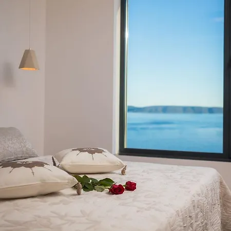 Вилла Luxury White Pearl With Pool Трогир