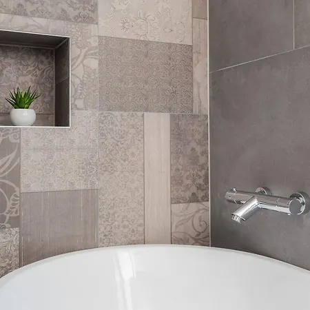Luxury White Pearl With Pool Willa Trogir